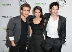 th_447808755_NinaDobrev_PaleyFesthonoringTheVampireDiaries_BeverlyHills_100312_312_122_336lo.jpg