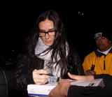 th_43920_Preppie_DemiMooreleavingtheL.A.LakersgameattheStaplesCenter_April620101_122_498lo.JPG