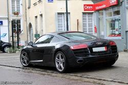 th_066921672_Audi_R8_80_122_548lo.JPG