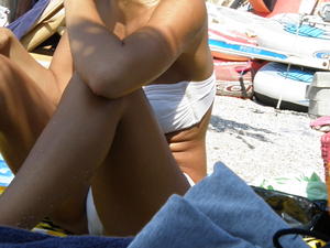 Greek Beach Candid Voyeur Bikini 2009 -e4g8f2r7na.jpg