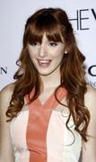 http://img237.imagevenue.com/loc371/th_177854598_BellaThorne_TheVow_HollywoodPremiere_28_122_371lo.jpg