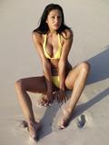 Brigi yellow bikini-40s7oo6mdv.jpg
